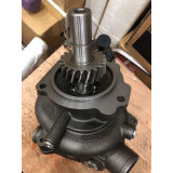 Насос водяной в сборе 4955705 HYUNDAI L45-7A 4926553